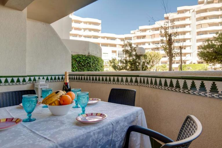 Benalbeach Ocean Front Apartment 1Bdr New! Беналмадена Екстериор снимка