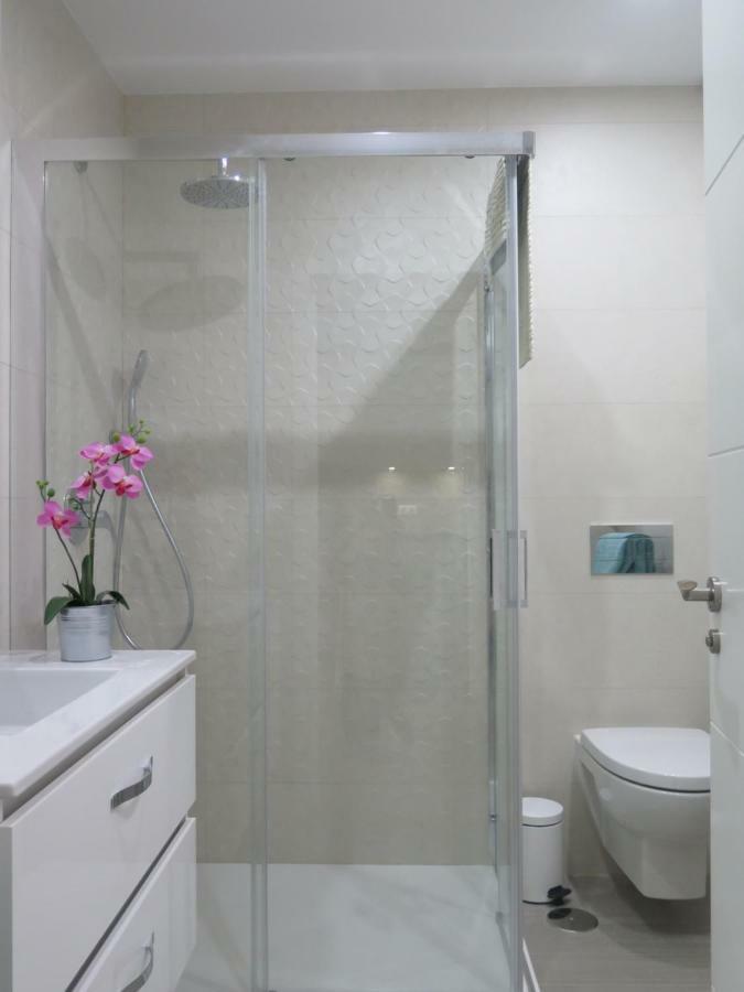 Benalbeach Ocean Front Apartment 1Bdr New! Беналмадена Екстериор снимка